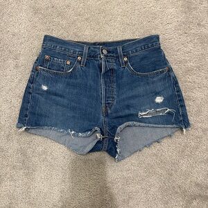 Levi’s 501 Cutoff Denim Button Fly Distressed Shorts in Blue Size 29